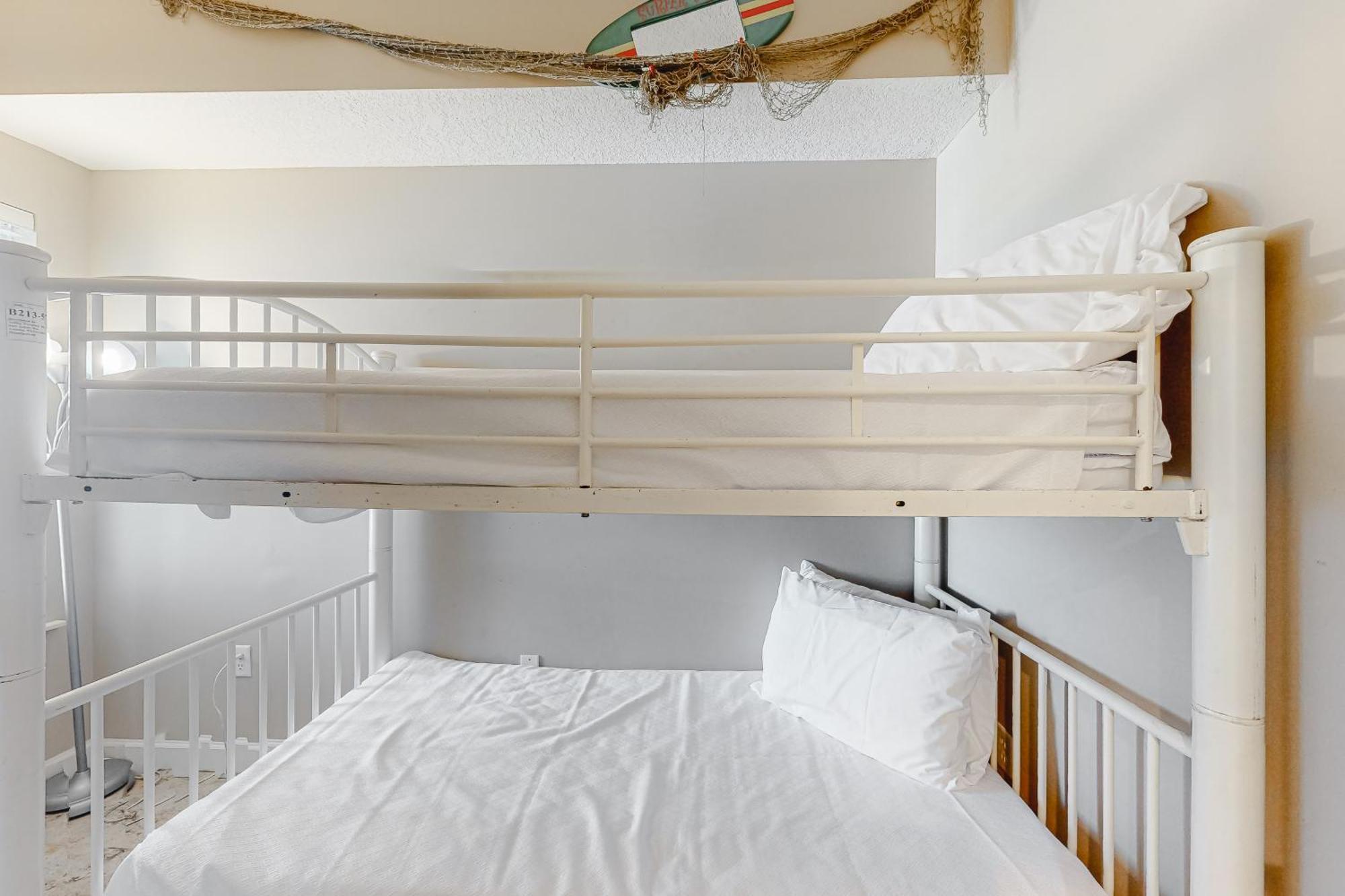 Seawind By Meyer Vacation Rentals Gulf Shores Room photo